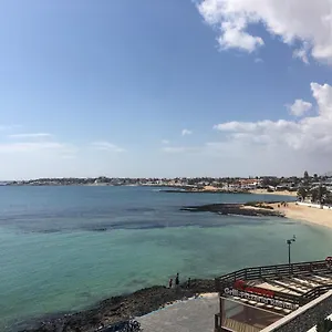 on-the-beach.in-canary-islands.com/